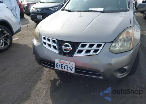 2015 Nissan Rogue Select S z USA, uszkodzony, nr VIN JN8AS5MT1FW164948